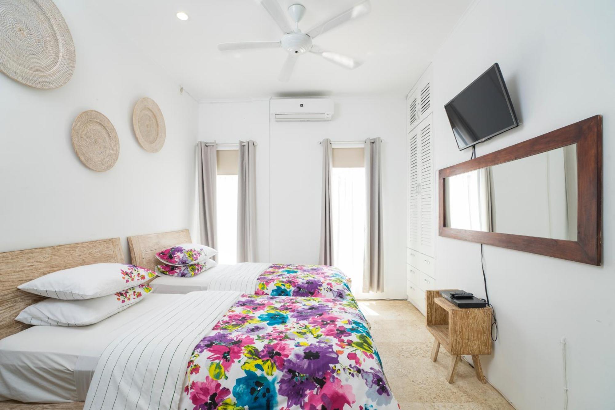 Beach Melati Apartments Legian  Exterior photo