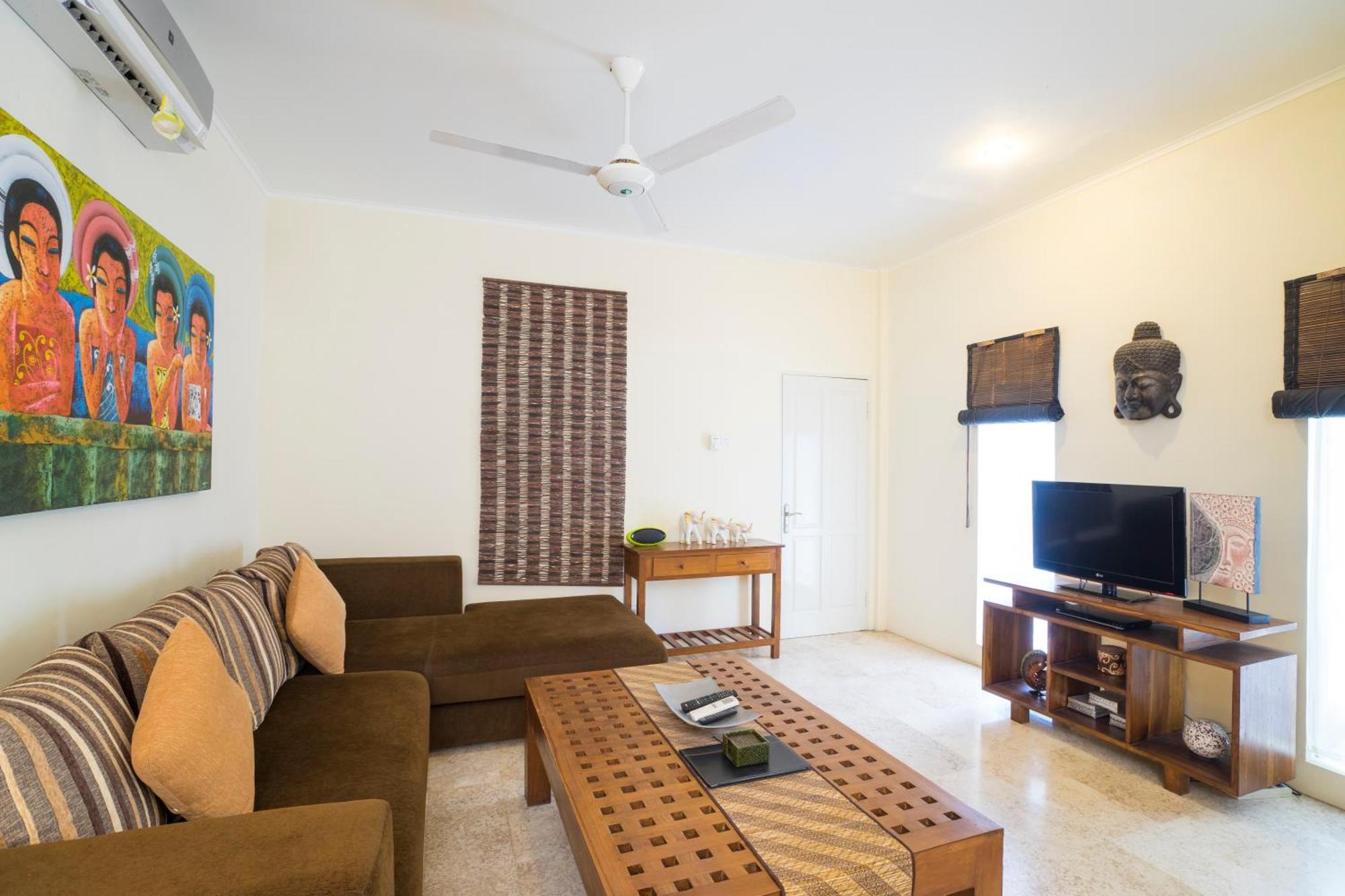 Beach Melati Apartments Legian  Exterior photo