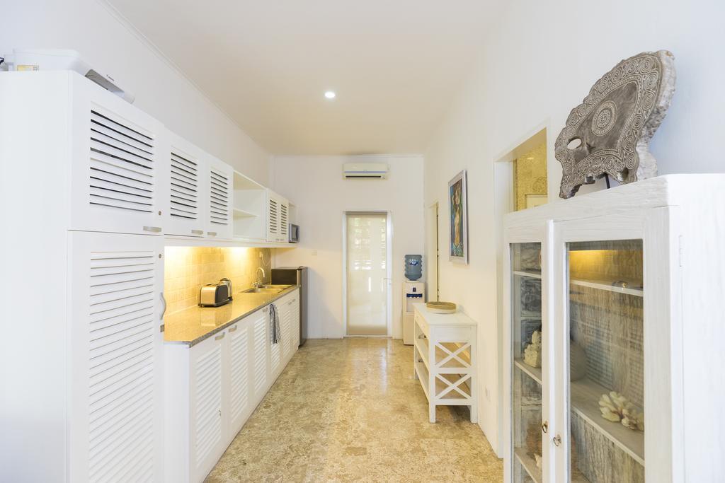 Beach Melati Apartments Legian  Exterior photo