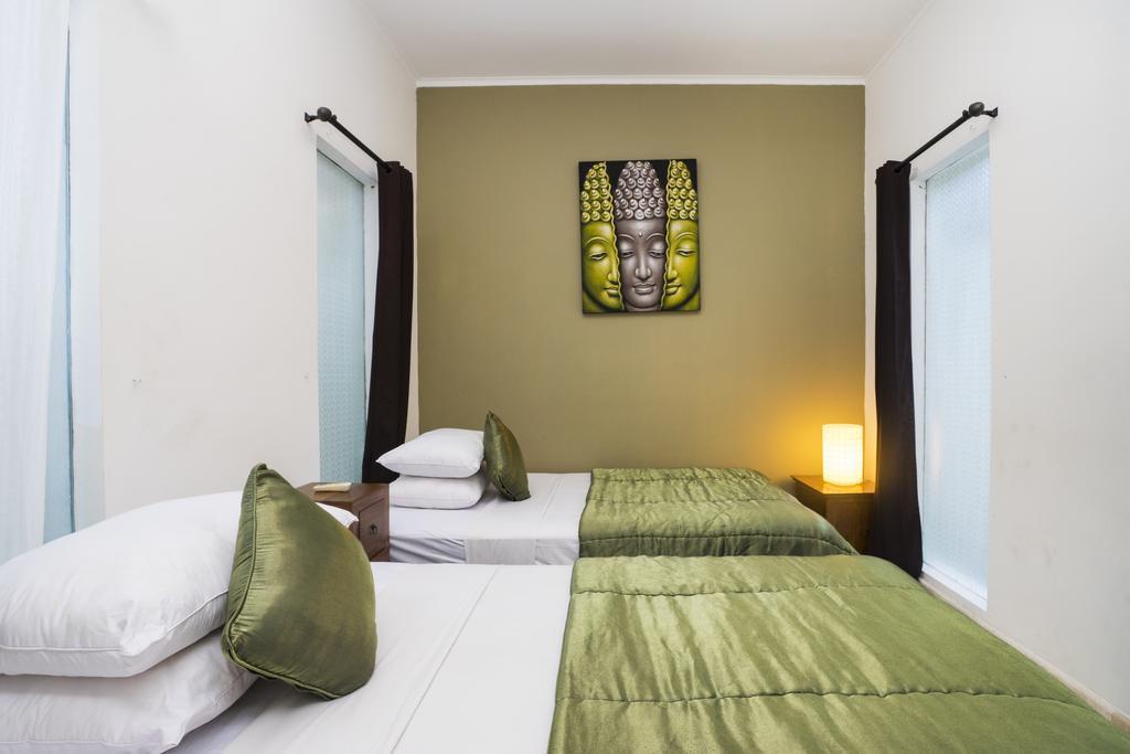Beach Melati Apartments Legian  Exterior photo